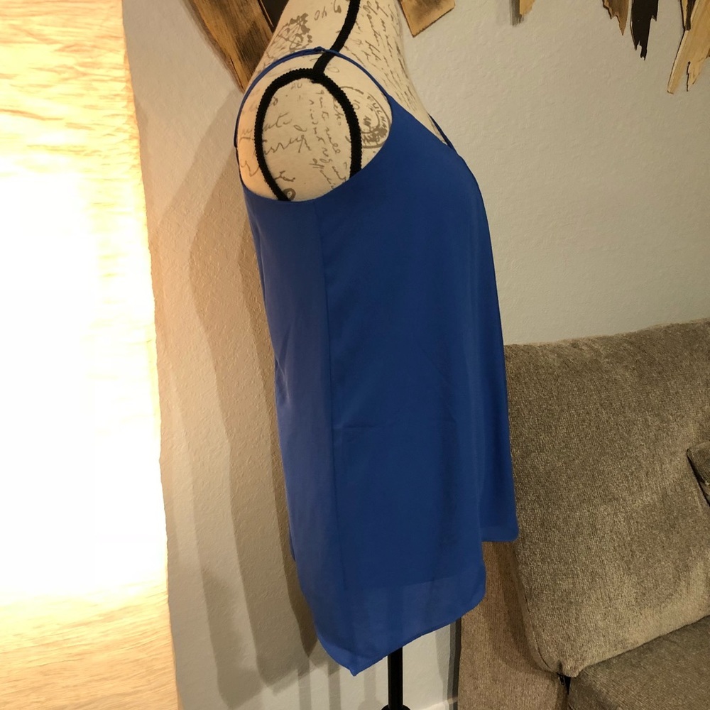 4[Karen Kane] NWOT! Spirit Water royal blue top - Picture 4 of 7